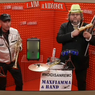 La 'MaxFiamma Band' con la canzone 'Noi di Sanremo' questa mattina a 'E... viva il Videobox' La 'MaxFiamma Band' con la canzone 'Noi di Sanremo' questa mattina a 'E... viva il Videobox'