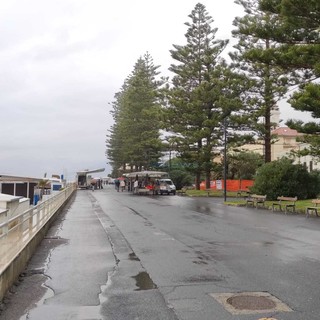 Le desolanti immagini dal lungomare Argentina di Bordighera Le desolanti immagini dal lungomare Argentina di Bordighera