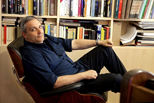 Ventimiglia: giovedì sera, presentazione del libro di Maurizio De Giovanni 'In fondo al tuo Cuore'