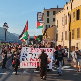 Ventimiglia, il Comitato per la Palestina libera scrive ai Comuni: “Esponete la bandiera palestinese” Ventimiglia, il Comitato per la Palestina libera scrive ai Comuni: “Esponete la bandiera palestinese”