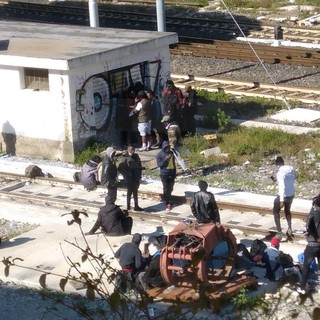 Emergenza migranti, il parere di Mauro Merlenghi (lista Scullino Sindaco): "Non si risolve con barriere edeologiche" Emergenza migranti, il parere di Mauro Merlenghi (lista Scullino Sindaco): "Non si risolve con barriere edeologiche"