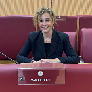 Regione: esenzione del bollo per le ambulanze veterinarie, la soddisfazione del Consigliere Mabel Riolfo Regione: esenzione del bollo per le ambulanze veterinarie, la soddisfazione del Consigliere Mabel Riolfo