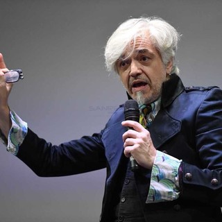 Sanremo: gli studenti della testata giornalistica 'Nuova Corrente' e dell’Ufficio Stampa del liceo G.D. Cassini alla masterclass di Morgan Sanremo: gli studenti della testata giornalistica 'Nuova Corrente' e dell’Ufficio Stampa del liceo G.D. Cassini alla masterclass di Morgan