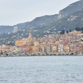 Mentone, la destra si lacera: il sostegno ufficiale dei Repubblicani a Louis Sarkozy scatena la rivolta di Sandra Paire