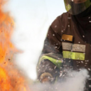 Incendio domestico, come proteggersi e reagire