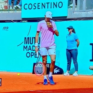 Tennis: il sanremese Matteo Arnaldi fermato a un passo dagli ottavi di finale dell' Atp Masters 1000 di Madrid Tennis: il sanremese Matteo Arnaldi fermato a un passo dagli ottavi di finale dell' Atp Masters 1000 di Madrid