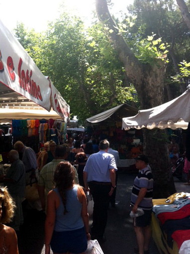 Ventimiglia: proposta di spostare il mercato, lettrice plaude all'iniziativa di 'Alternativa Intemelia'