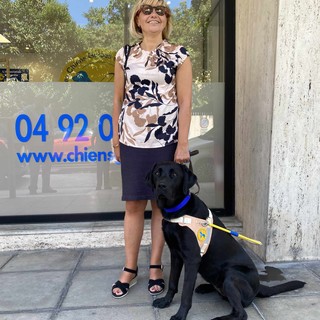 Dalla Francia a Imperia per aiutare chi non vede: l'amicizia tra Maria Teresa e Swing