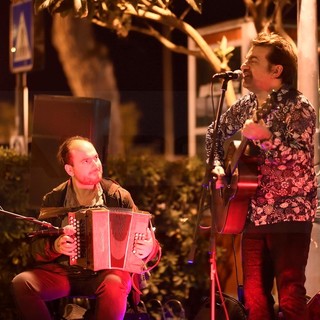 Sanremo: al via ieri sera gli appuntamenti in piazza del Tenco 2019, concerti in piazza Eroi e piazza Bresca (Foto e Video)