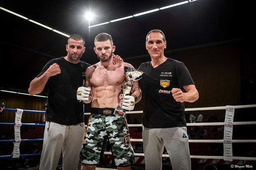 MMA: bellissima vittoria per l'atleta imperiese Giacomo Michelis al 'Night Warriors' di sabato scorso