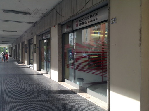 Imperia: sventato per caso un furto della 'banda del buco' al Monte dei Paschi di Siena Imperia: sventato per caso un furto della 'banda del buco' al Monte dei Paschi di Siena