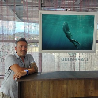 Inaugurata al ‘L’Approdo’ di Imperia la mostra ‘Del flüire’ del fotografo Riccardo Bandiera Inaugurata al ‘L’Approdo’ di Imperia la mostra ‘Del flüire’ del fotografo Riccardo Bandiera