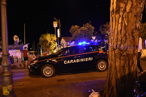 Sanremo: un vero e proprio agguato in strada degli Olandesi, i Carabinieri arrestano 5 persone a Ceriana Sanremo: un vero e proprio agguato in strada degli Olandesi, i Carabinieri arrestano 5 persone a Ceriana