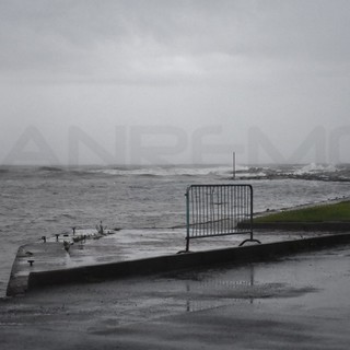 Domani peggiora il tempo sulla nostra provincia: nessuna allerta per ora ma previste piogge diffuse da domani pomeriggio Domani peggiora il tempo sulla nostra provincia: nessuna allerta per ora ma previste piogge diffuse da domani pomeriggio
