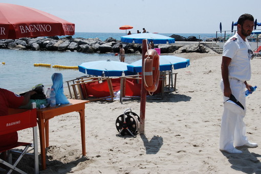 Sanremo: 79enne muore in acqua di fronte ai Bagni Paradiso, purtroppo inutili i soccorsi