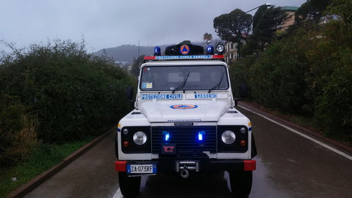 Ceriana: oggi scuole ancora chiuse per maltempo, Protezione Civile in paese per monitorare la situazione Ceriana: oggi scuole ancora chiuse per maltempo, Protezione Civile in paese per monitorare la situazione