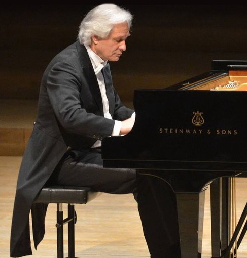 Masterclass con il pianista polacco Marek Drewnowski organizzata dall’associazione 'Scuola di Musica Città di Sanremo' Masterclass con il pianista polacco Marek Drewnowski organizzata dall’associazione 'Scuola di Musica Città di Sanremo'