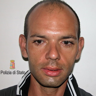 Sanremo: furto all'interno della Coin di via Roma, arrestato un italiano di 36 anni Sanremo: furto all'interno della Coin di via Roma, arrestato un italiano di 36 anni