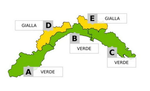 Liguria, Arpal conferma l’allerta gialla per neve su zone D ed E: attese nevicate fino a domani mattina
