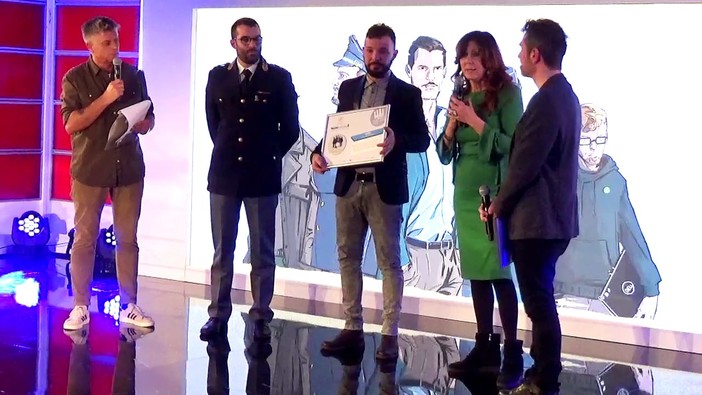 Sanremo: Musica contro le Mafie, la Polizia di Stato premia Gero