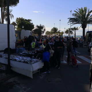 Confesercenti sul presente e futuro economico di Ventimiglia: "Ci stanno sfinendo, spremendo un limone ormai secco"