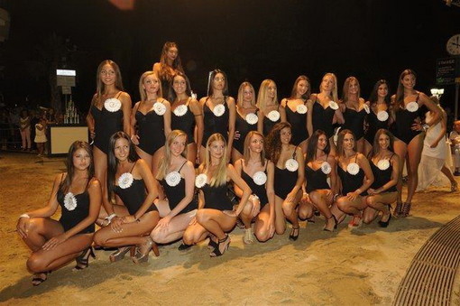 Alassio: il 20 agosto sulla passerella di fronte al Caffè Roma c'è 'Miss Acqua di Alassio