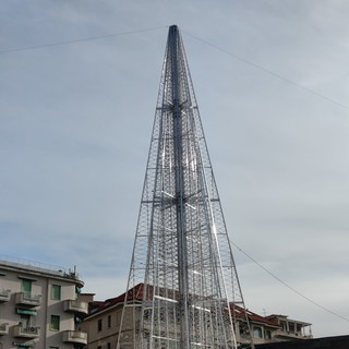 Sanremo: i cori natalizi del coro 'Coccole d'Armonia' domani pomeriggio all'accensione dell'albero