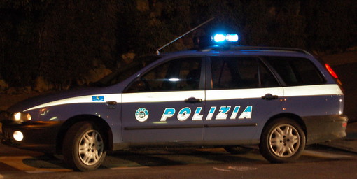 Imperia: schiamazzi sotto le finestre, 19enne arrestato