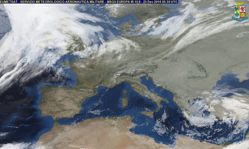 Natale con il bel tempo previsto in tutta la nostra regione: sole nelle prossime ore e gli auguri dall'Arpal