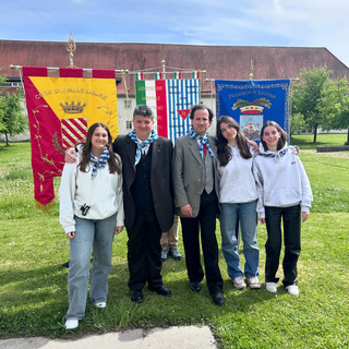 Studentesse e prof. del liceo Cassini in visita ai campi di concentramento nazisti Studentesse e prof. del liceo Cassini in visita ai campi di concentramento nazisti