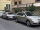 Sanremo: macchine in sosta per giorni e giorni sul 'carico e scarico', lettore chiede maggiori controlli (Foto)