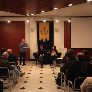 Arma di Taggia: a Villa Boselli l’incontro tra dipendenti RT e consiglieri regionali M5S: “Una situazione devastata da politiche che hanno usato le aziende come bancomat” (Foto e Video)