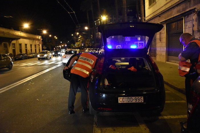 Imperia: serie di interventi dei Carabinieri nel fine settimana in un nuovo servizio a 'Alto impatto' Imperia: serie di interventi dei Carabinieri nel fine settimana in un nuovo servizio a 'Alto impatto'