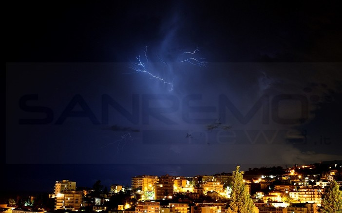 Maltempo in arrivo: prime piogge oggi ma domani allerta gialla per temporali anche sulla nostra provincia Maltempo in arrivo: prime piogge oggi ma domani allerta gialla per temporali anche sulla nostra provincia