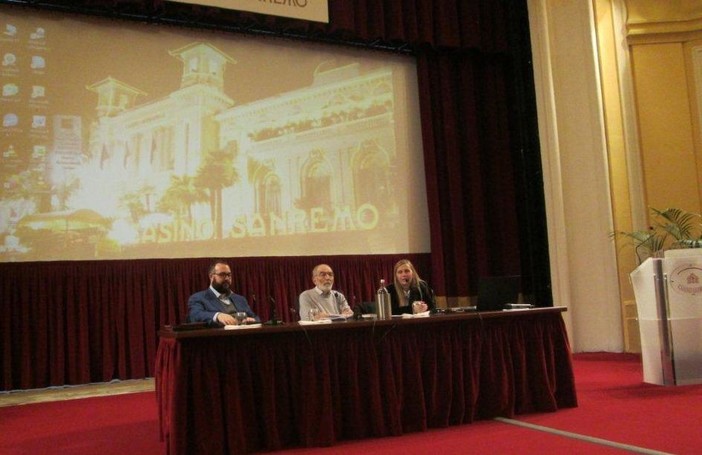 Potere, carriera e vita: al Casinò di Sanremo dibattito ai Martedì Letterari con Pierluigi Celli Potere, carriera e vita: al Casinò di Sanremo dibattito ai Martedì Letterari con Pierluigi Celli