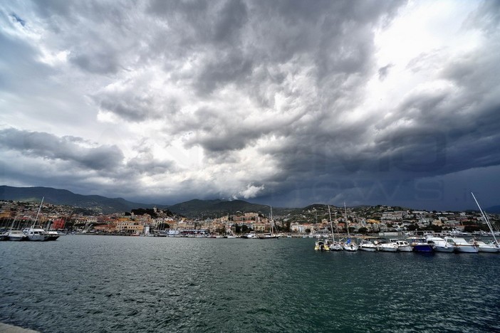 Maltempo sulla nostra provincia: scesi tra i 30 e i 40 mm sulla costa, picco a Colle d'Oggia con 55 Maltempo sulla nostra provincia: scesi tra i 30 e i 40 mm sulla costa, picco a Colle d'Oggia con 55