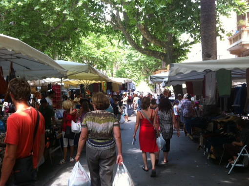 Ventimiglia: referendum per giornata eccezionale di mercato, le perplessità di un cittadino Ventimiglia: referendum per giornata eccezionale di mercato, le perplessità di un cittadino