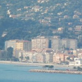 Dopo il successo di ieri sera prosegue domani il Festival della Musica di Mentone Dopo il successo di ieri sera prosegue domani il Festival della Musica di Mentone