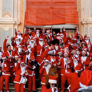 Cervo: domenica 18 dicembre c'è la 5a edizione de 'La Marcia dei Babbi' Cervo: domenica 18 dicembre c'è la 5a edizione de 'La Marcia dei Babbi'