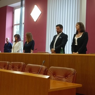 Ventimiglia troppo sporca, Bonadonna lascia Forza Italia: l'opinione della minoranza (Foto) Ventimiglia troppo sporca, Bonadonna lascia Forza Italia: l'opinione della minoranza (Foto)