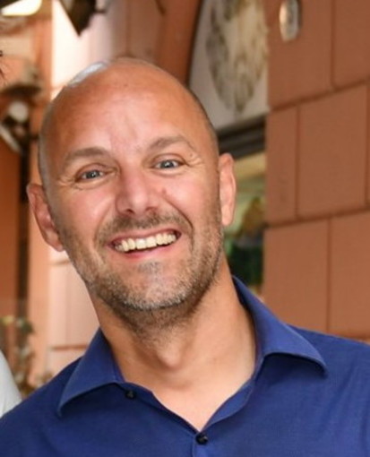 Il cuore sul muro, romanzo di Marco Vallarino sulla street art, l’amicizia, l’amore, arriva a Sanremo Il cuore sul muro, romanzo di Marco Vallarino sulla street art, l’amicizia, l’amore, arriva a Sanremo