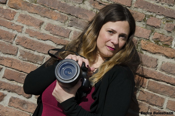 Sanremo: scatta sabato prossimo al Casinò la mostra di fotografie di Angela Perri 'La musica che gira intorno' Sanremo: scatta sabato prossimo al Casinò la mostra di fotografie di Angela Perri 'La musica che gira intorno'