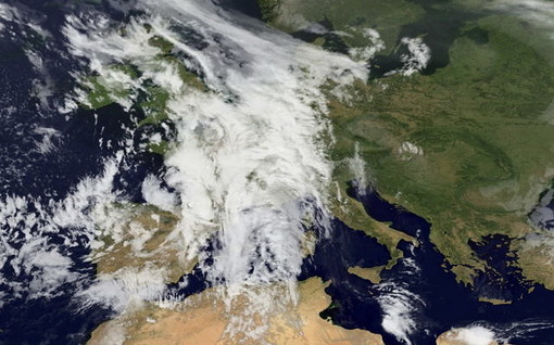 La foto dal Meteosat delle 13.45 La foto dal Meteosat delle 13.45