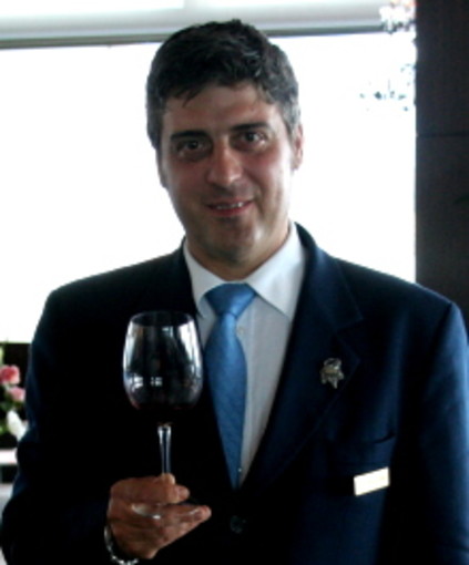 Montecarlo: sommelier ventimigliese docente di vini al 'Salone del lusso' Montecarlo: sommelier ventimigliese docente di vini al 'Salone del lusso'