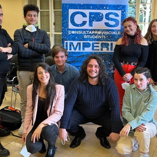 Sanremo: 'Musica contro le mafie' al Liceo G.D. Cassini, incontro con i vincitori del concorso Music for Change Sanremo: 'Musica contro le mafie' al Liceo G.D. Cassini, incontro con i vincitori del concorso Music for Change
