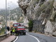 Ventimiglia: piccolo masso finisce sulla carreggiata a Grimaldi, chiusa la strada che porta al confine di Ponte San Luigi