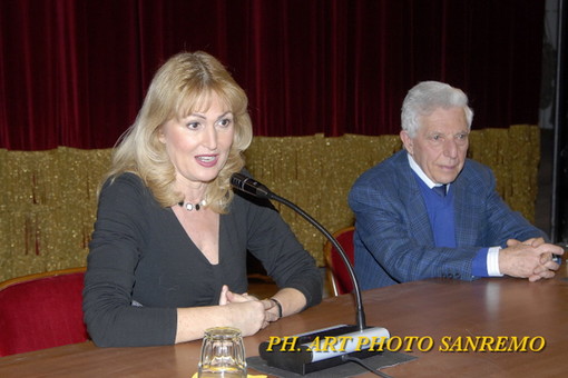 Sanremo: le foto ai 'Martedì Letterari' di oggi al Casinò con Cinzia Tani Sanremo: le foto ai 'Martedì Letterari' di oggi al Casinò con Cinzia Tani