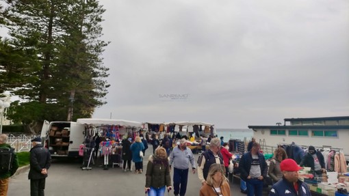 Le immagini dal mercato di Bordighera Le immagini dal mercato di Bordighera