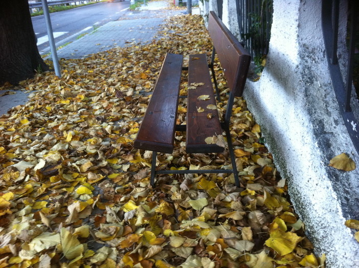 Ventimiglia: marciapiede di Porra in pessime condizioni, l'appello di un nostro lettore