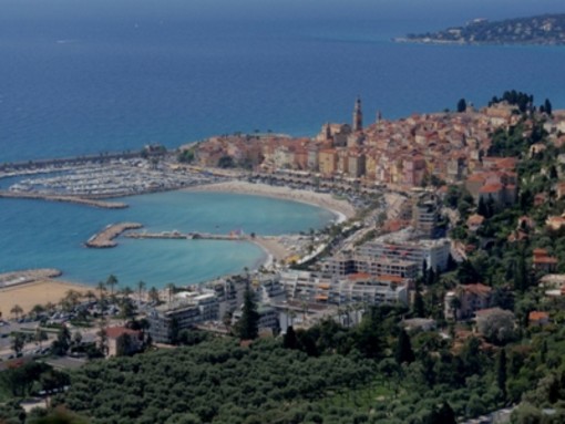 La storia del confine italo-francese nelle Alpi Marittime: l'excursus di Andrea Gandolfo dal 1940 ad oggi La storia del confine italo-francese nelle Alpi Marittime: l'excursus di Andrea Gandolfo dal 1940 ad oggi